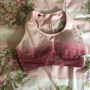 Pink ombré sports bra from gymshark!
